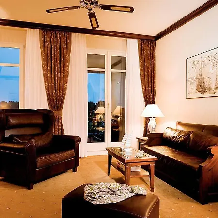 Yachthafenresidenz Hohe Duene 5*