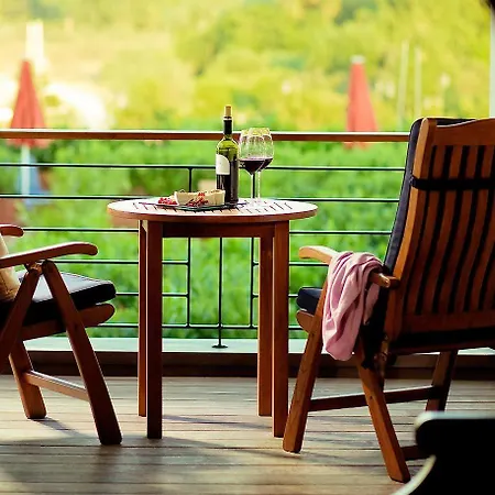 Yachthafenresidenz Hohe Duene