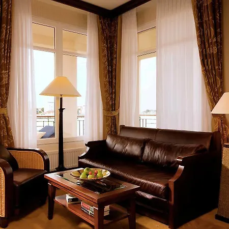 Yachthafenresidenz Hohe Duene Hotel Rostock