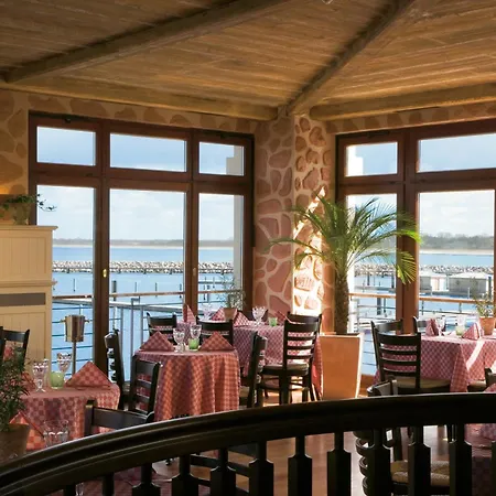 Hotel Yachthafenresidenz Hohe Düne Rostock