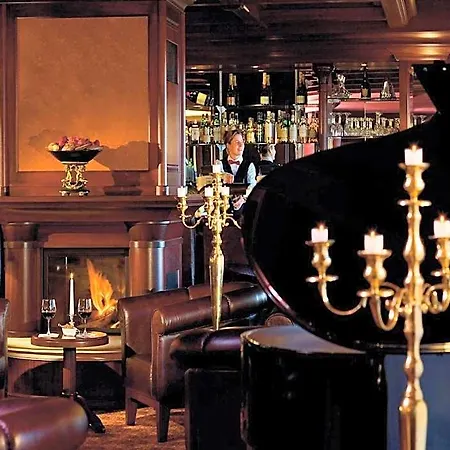 Yachthafenresidenz Hohe Düne Hotel 5*