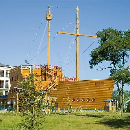 Yachthafenresidenz Hohe Duene Hotel