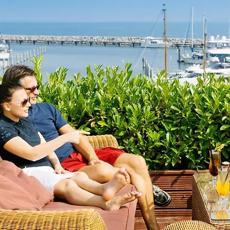 Yachthafenresidenz Hohe Duene