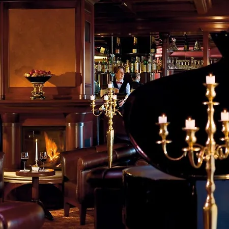 Yachthafenresidenz Hohe Düne Hotel 5*