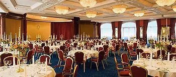 Yachthafenresidenz Hohe Duene Hotel 5*