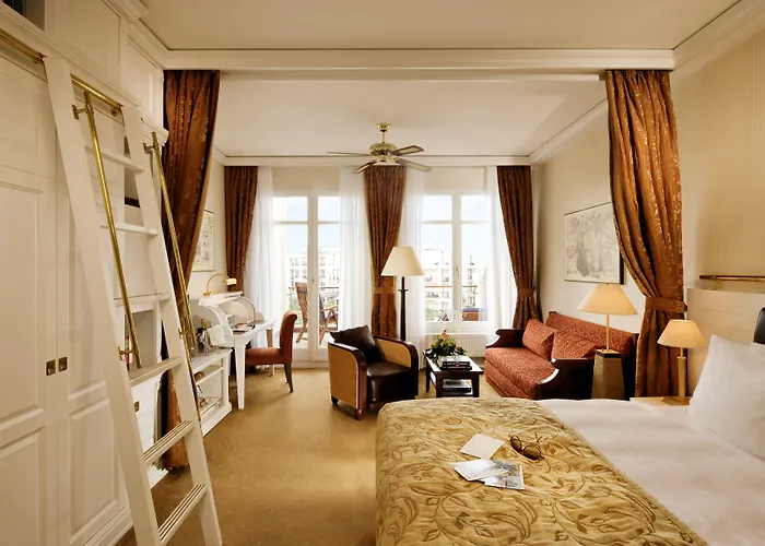 Yachthafenresidenz Hohe Duene Hotel Rostock