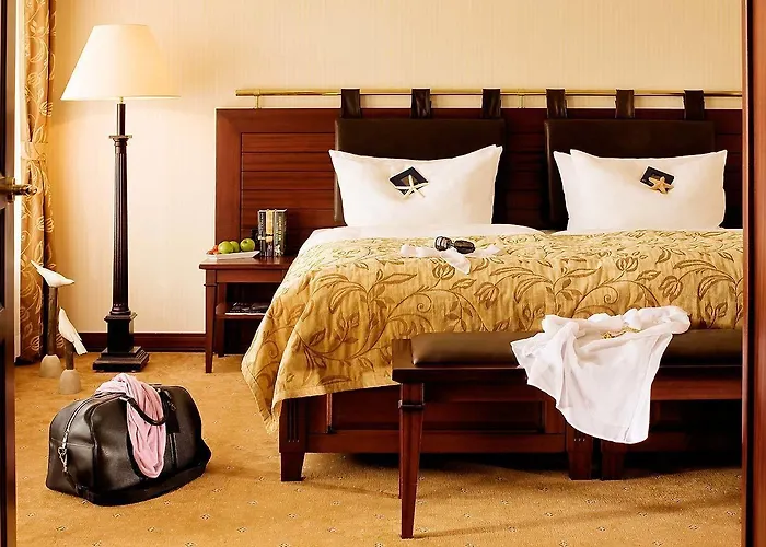 Yachthafenresidenz Hohe Duene Hotel Rostock