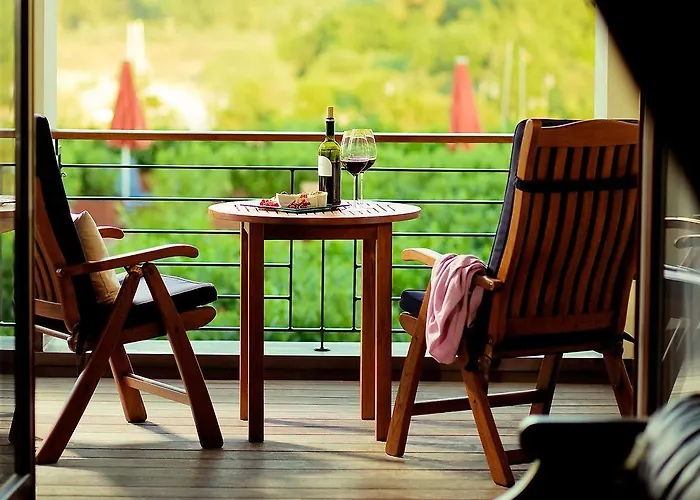 Yachthafenresidenz Hohe Duene