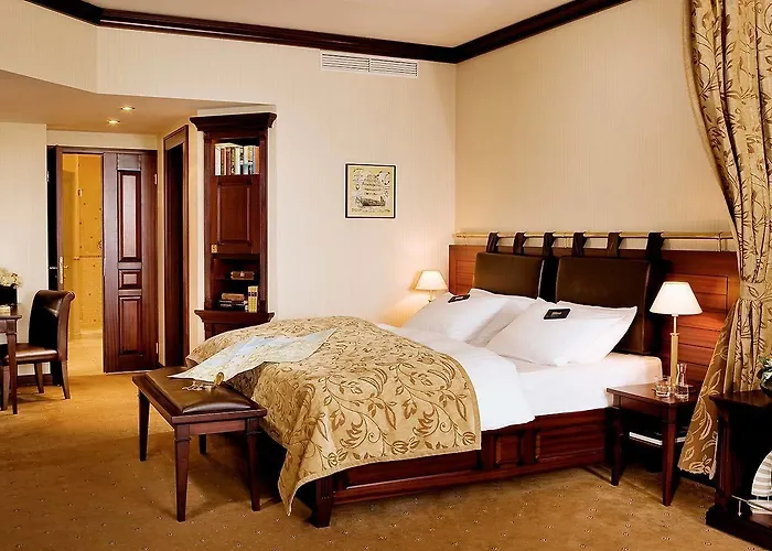 Hotel Yachthafenresidenz Hohe Duene