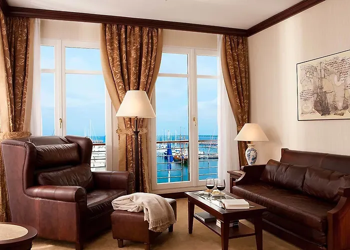 Yachthafenresidenz Hohe Duene 5* Rostock