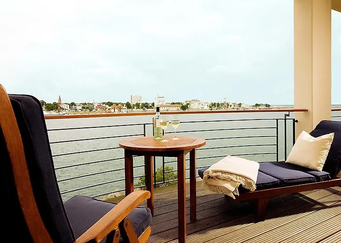 Yachthafenresidenz Hohe Duene Hotel