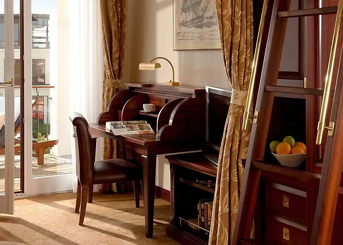 Yachthafenresidenz Hohe Duene