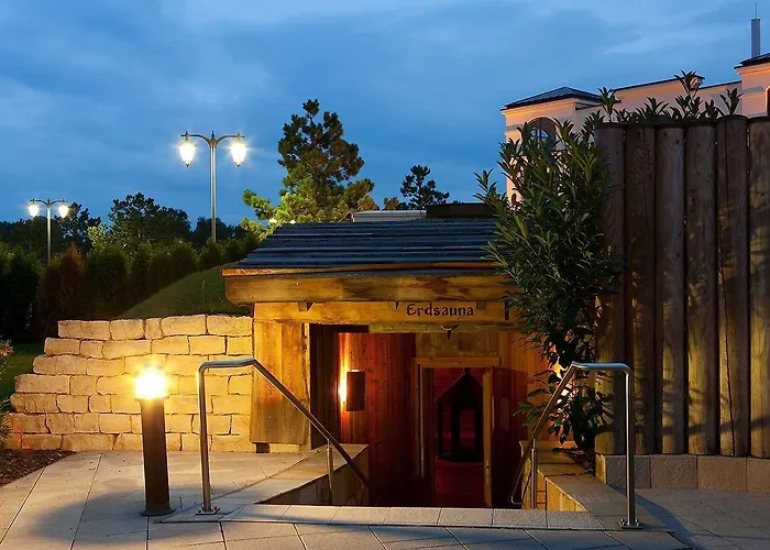 Yachthafenresidenz Hohe Duene 5* Rostock