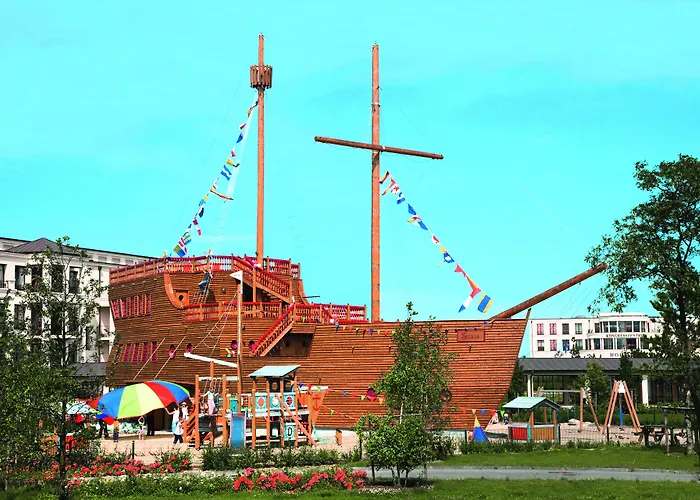 Hotel Yachthafenresidenz Hohe Duene 5*