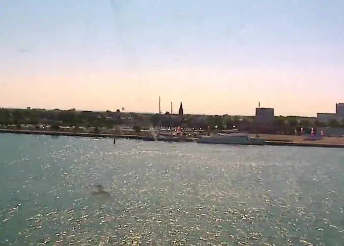 Yachthafenresidenz Hohe Duene 5* Rostock