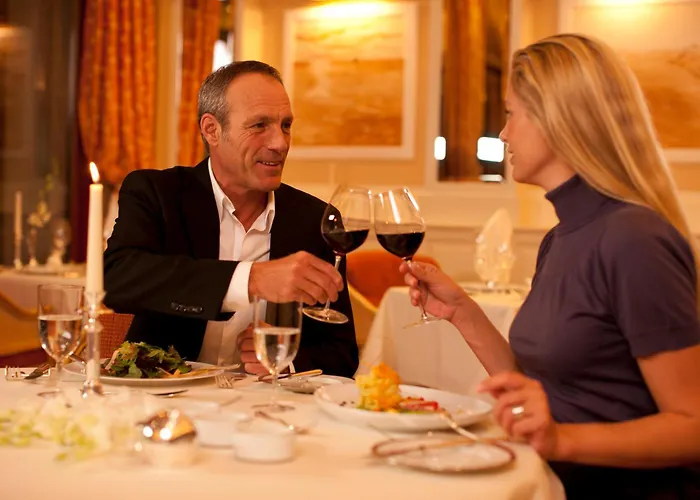 Yachthafenresidenz Hohe Duene Hotel